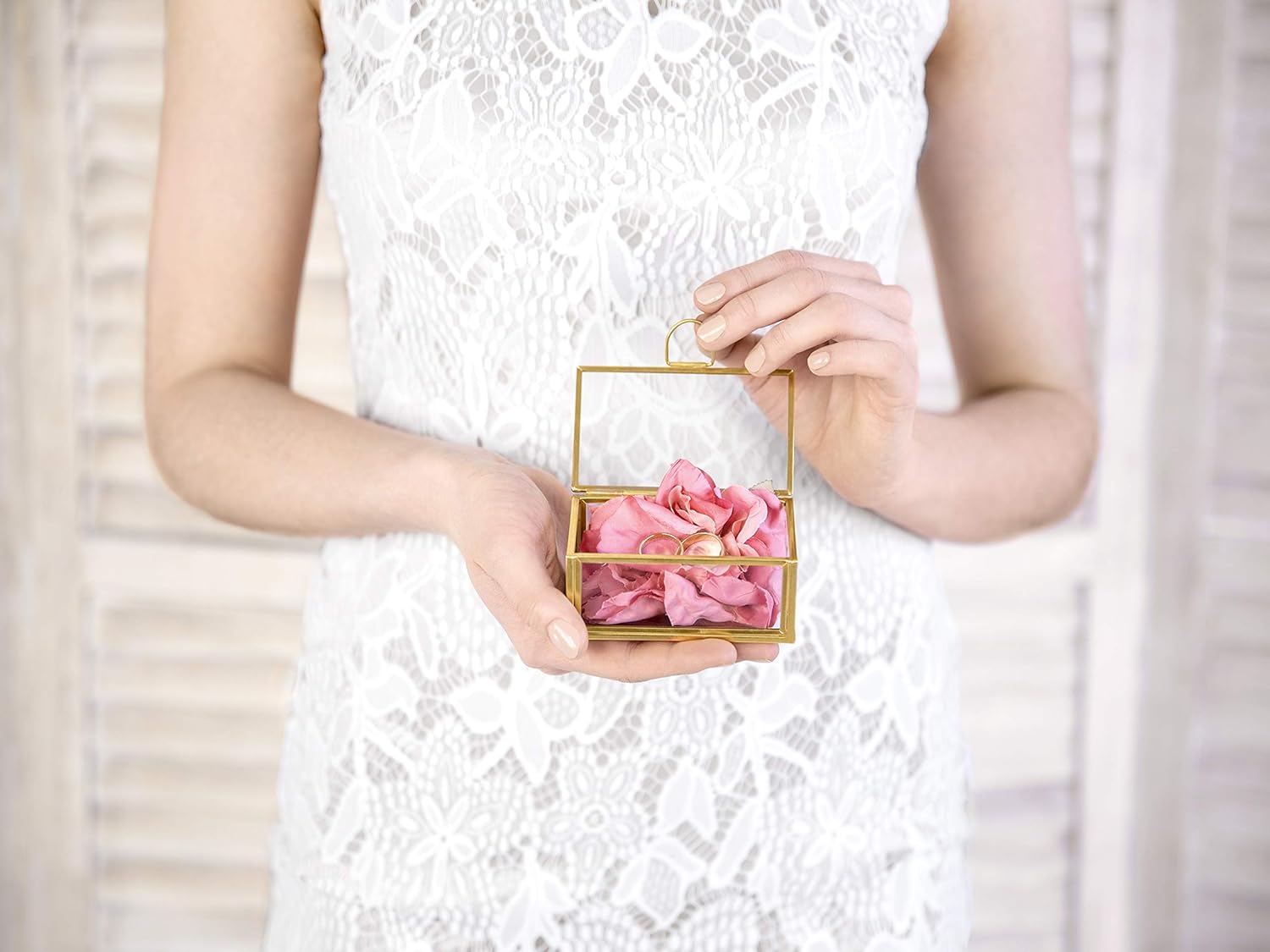 Box aus Glas 9x5.5x4cm Deko Schmuckkasten Deckel Schmuckbox Ringbox Geschenkbox Hochzeit klar gold